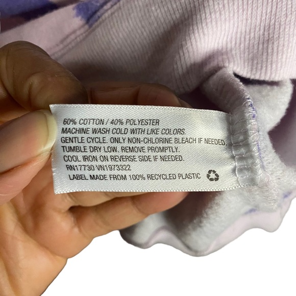 Wild Fable Oversized Unisex Lilac Marble Crewneck Sweatshirt - Picture 6 of 10